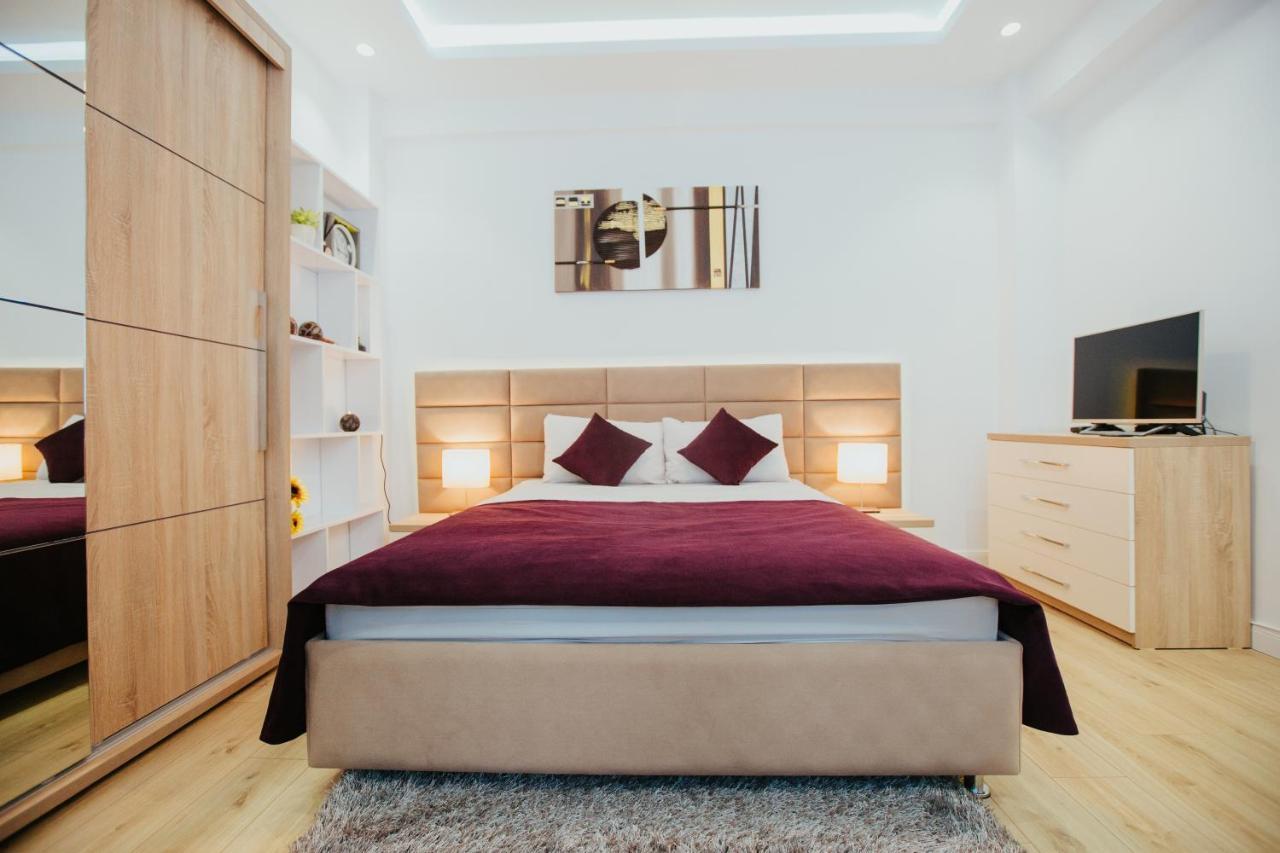 Color Apartments Corneliu Coposu 1A Street 부쿠레슈티 외부 사진
