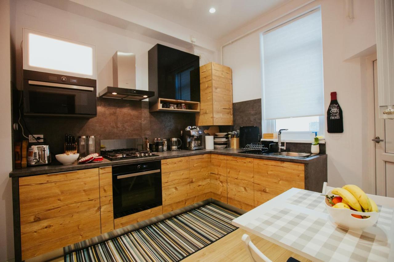 Color Apartments Corneliu Coposu 1A Street 부쿠레슈티 외부 사진