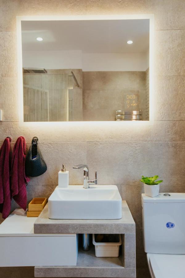 Color Apartments Corneliu Coposu 1A Street 부쿠레슈티 외부 사진