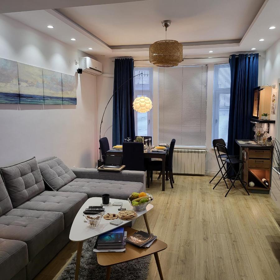 Color Apartments Corneliu Coposu 1A Street 부쿠레슈티 외부 사진